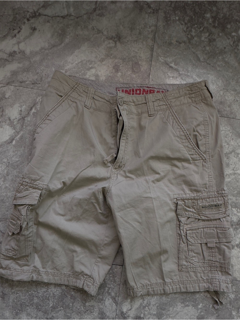 UNIONBAY Men's Tan Cargo Shorts with Multi-Pockets